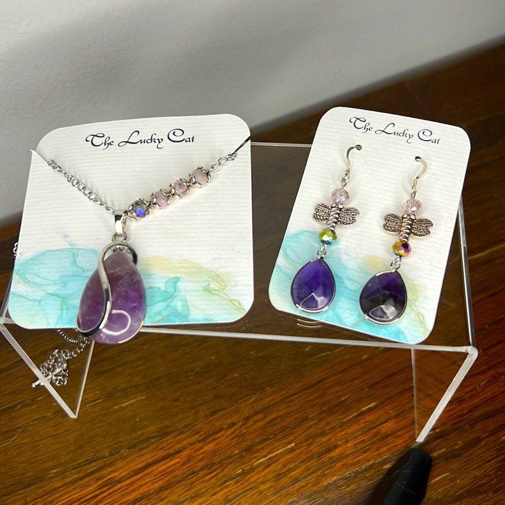 Necklace and earring set by The Lucky Cat